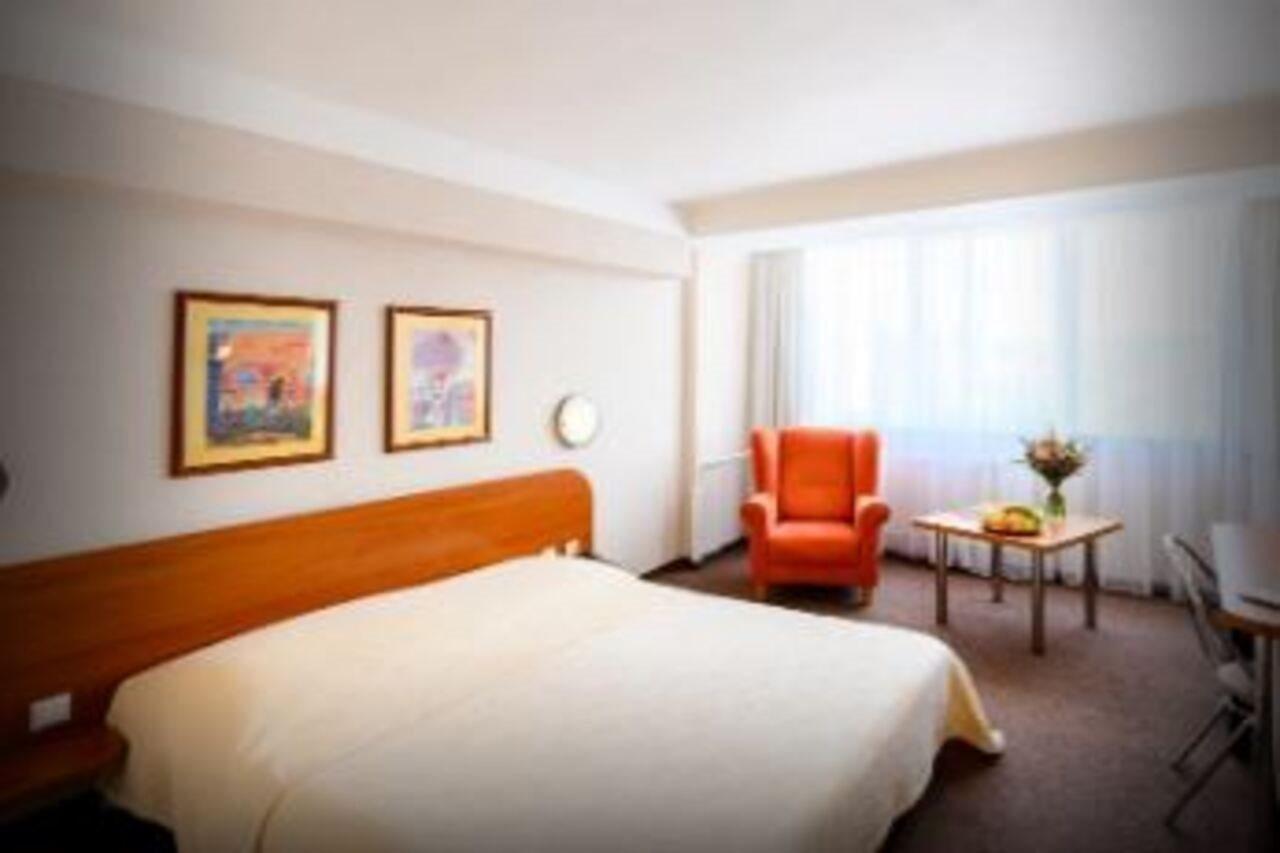 Hotel Lux Banská Bystrica Eksteriør bilde