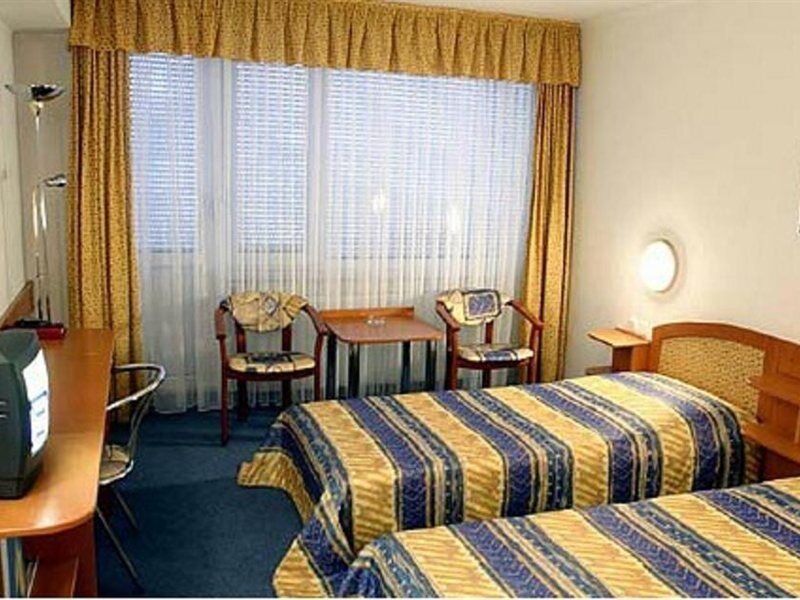 Hotel Lux Banská Bystrica Eksteriør bilde