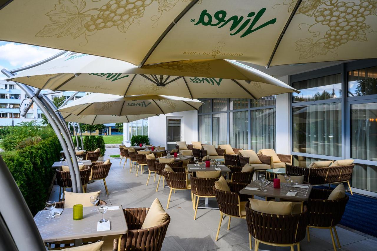 Hotel Lux Banská Bystrica Eksteriør bilde