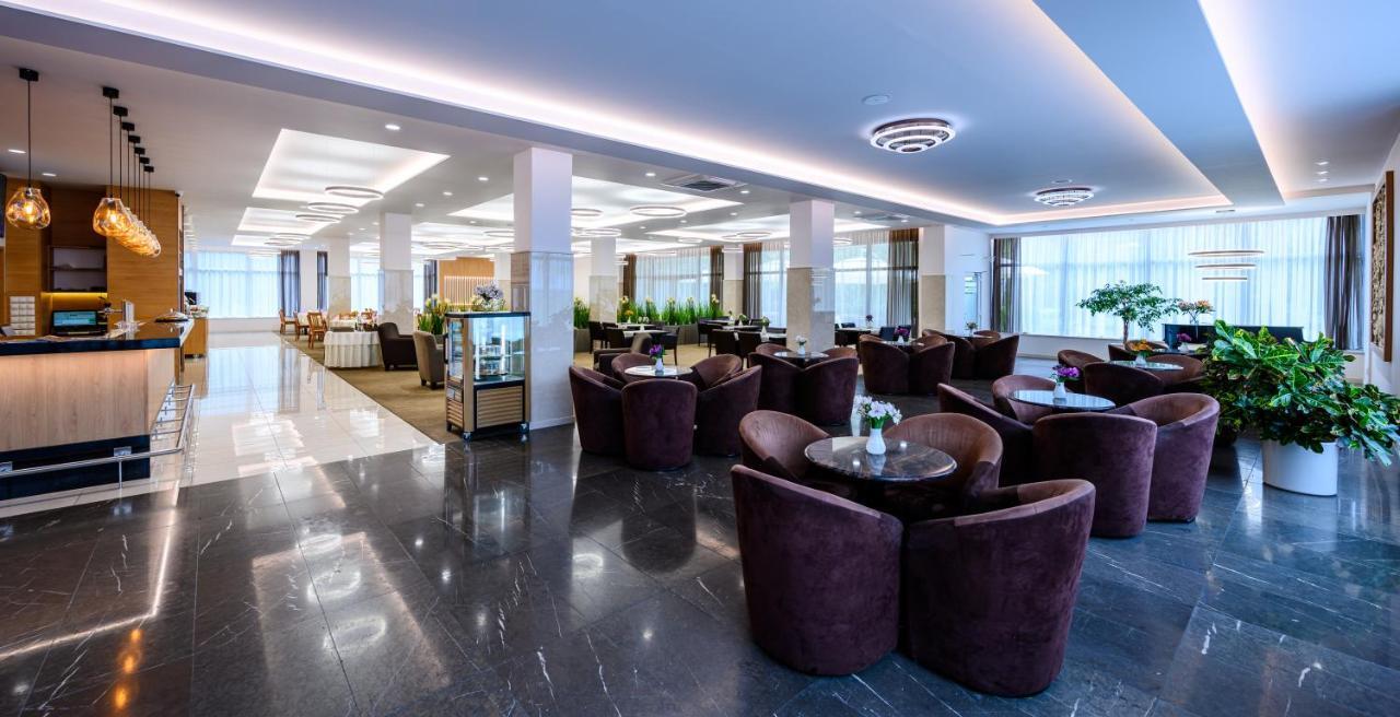 Hotel Lux Banská Bystrica Eksteriør bilde