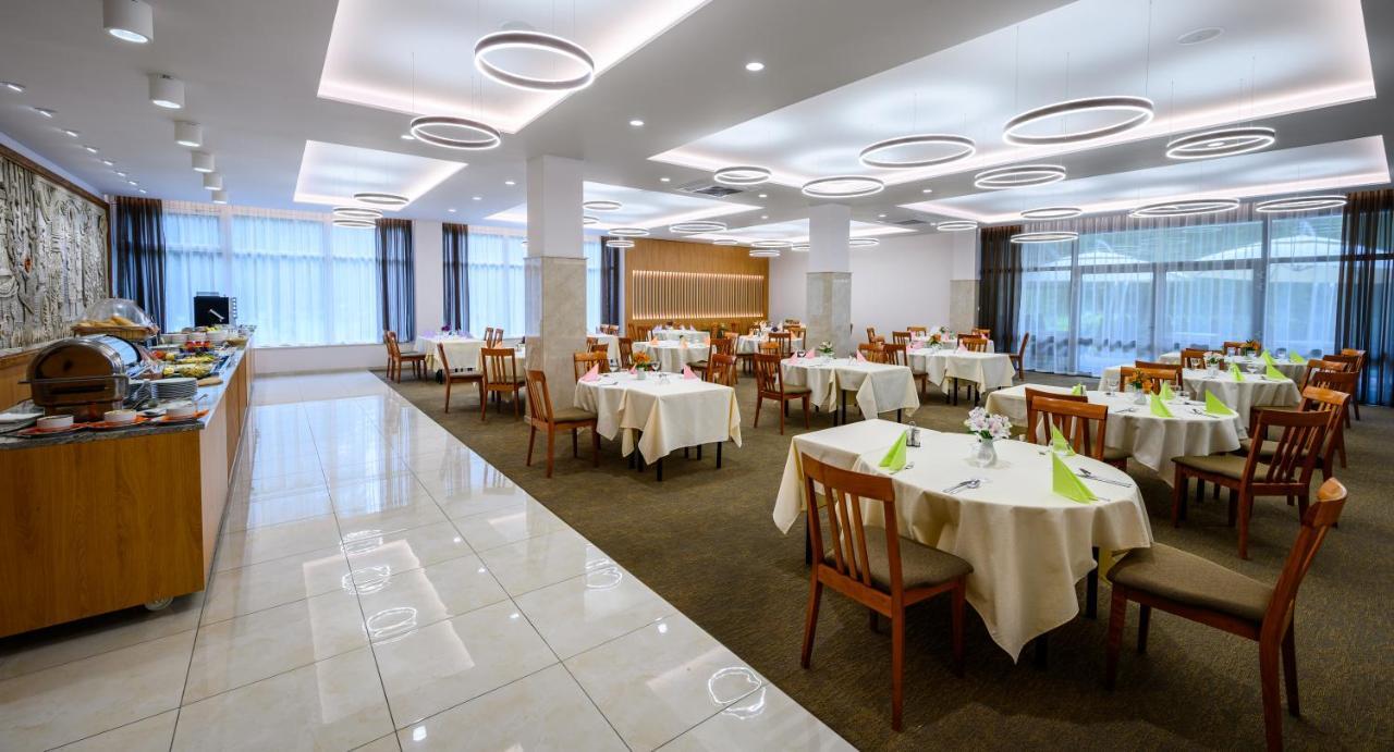 Hotel Lux Banská Bystrica Eksteriør bilde