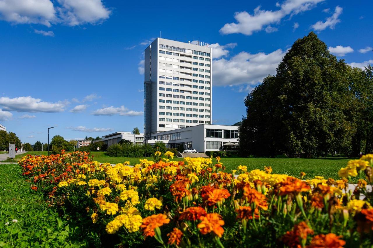 Hotel Lux Banská Bystrica Eksteriør bilde